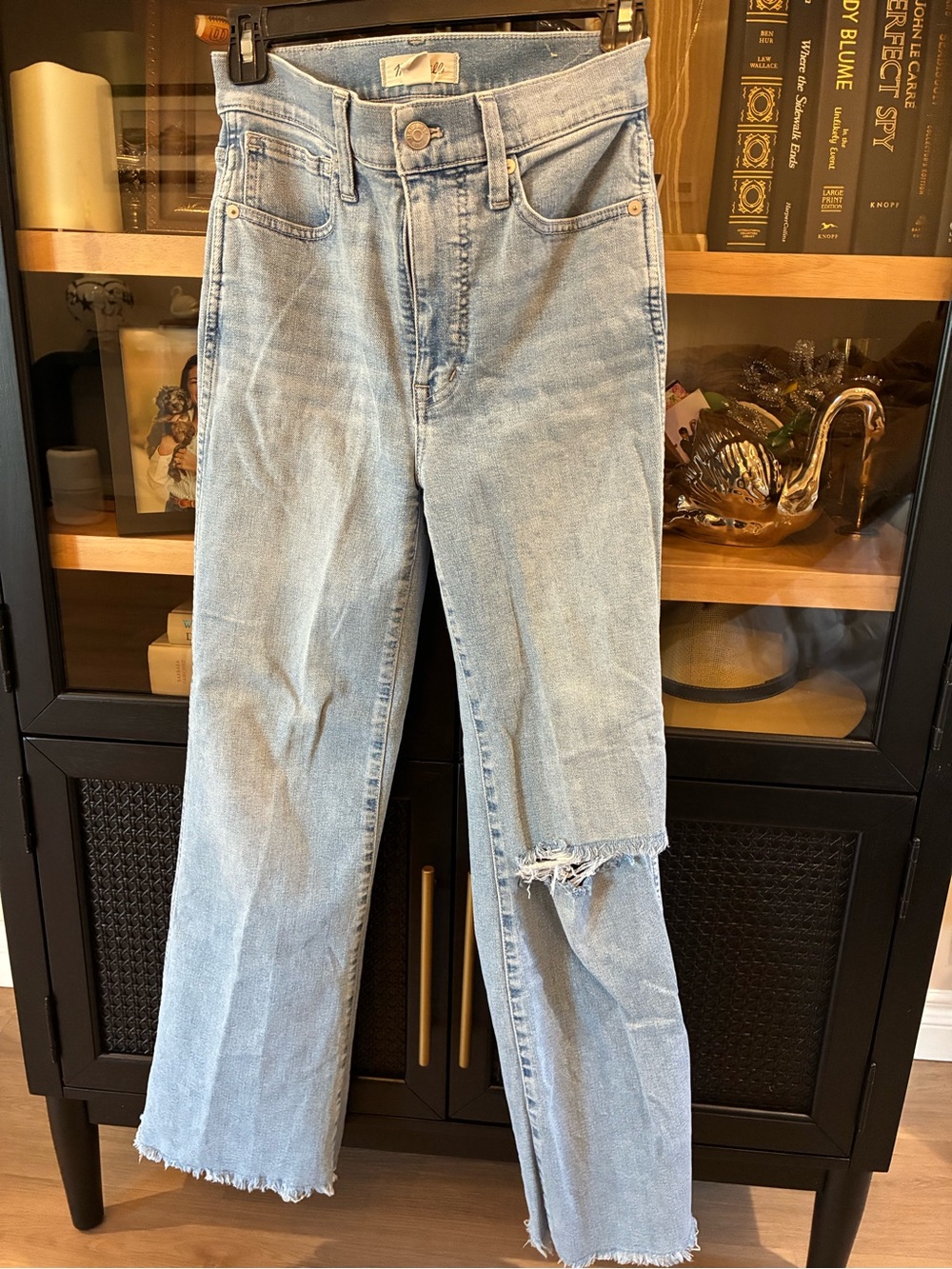 Madewell 11" High-Rise Flare Jeans in Eversfield Wash: Knee-Rip Edition